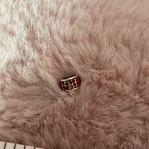 Brighton Oval Stone Red Spacer 2